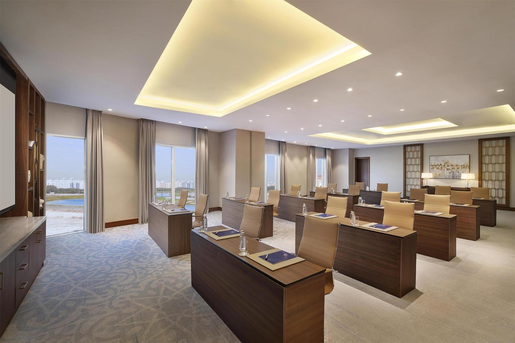 Hilton King Fahd Causeway 5* Al Khobar