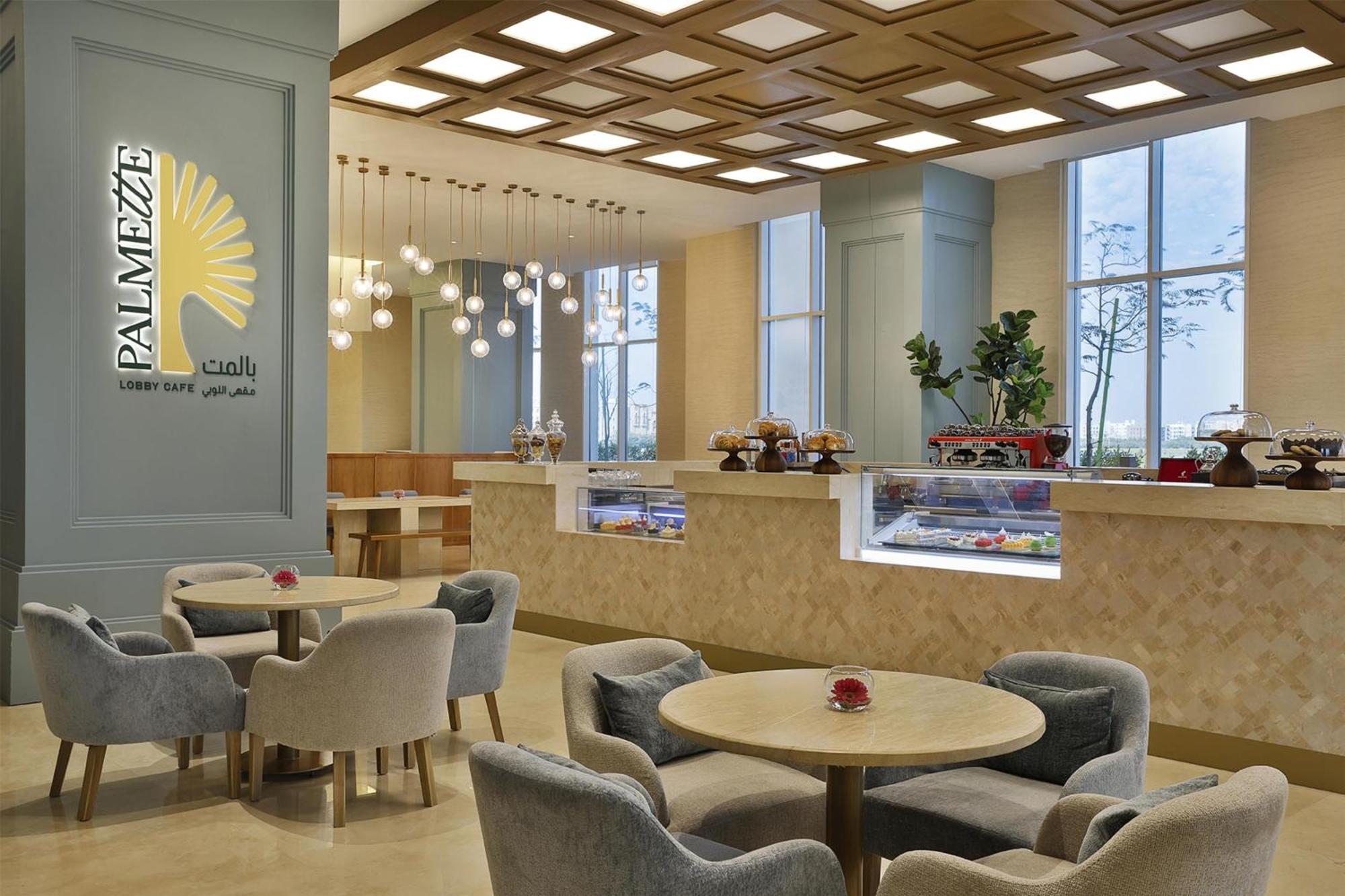 Hilton King Fahd Causeway 5*