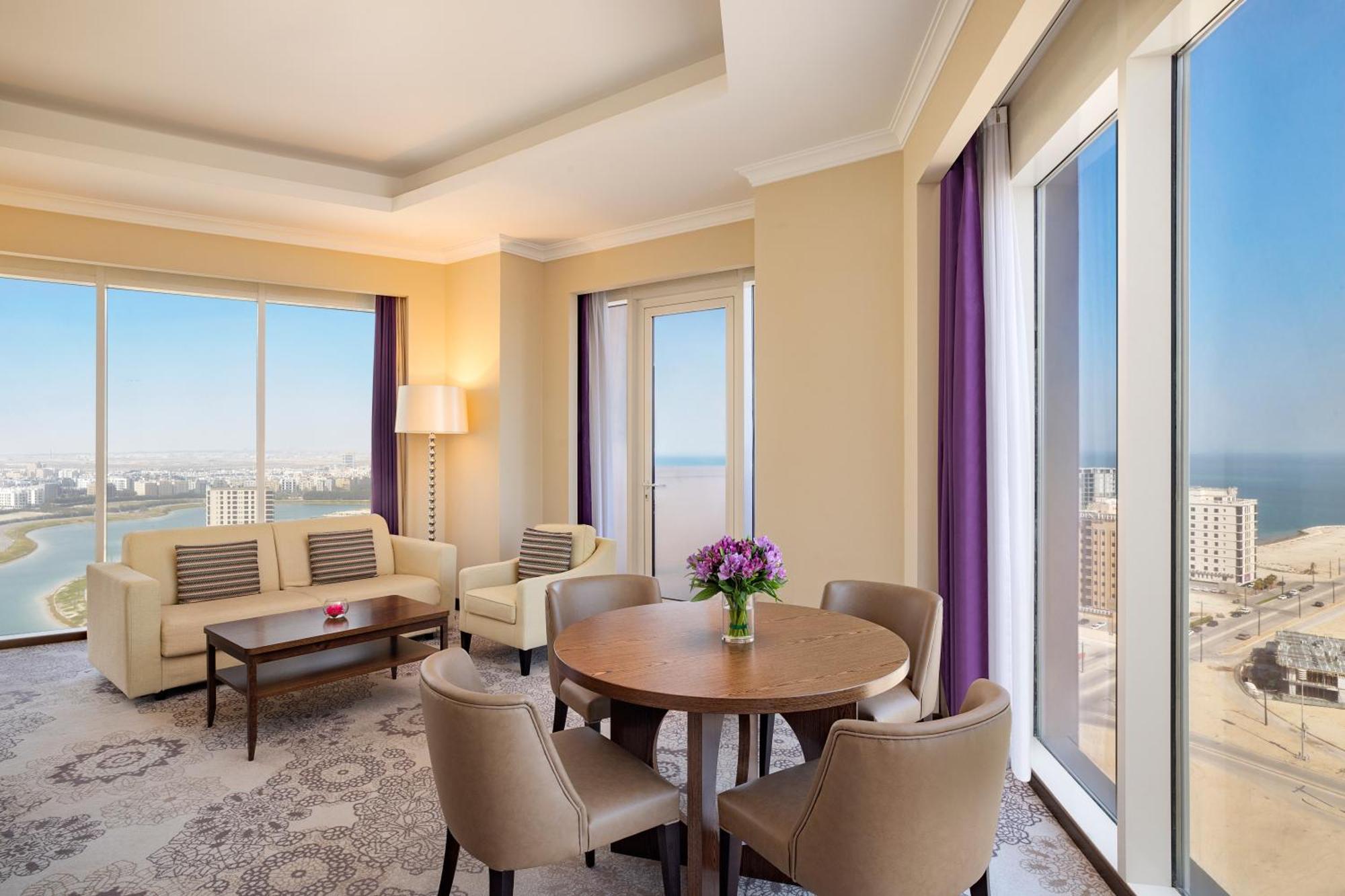 Hilton King Fahd Causeway Hotel
